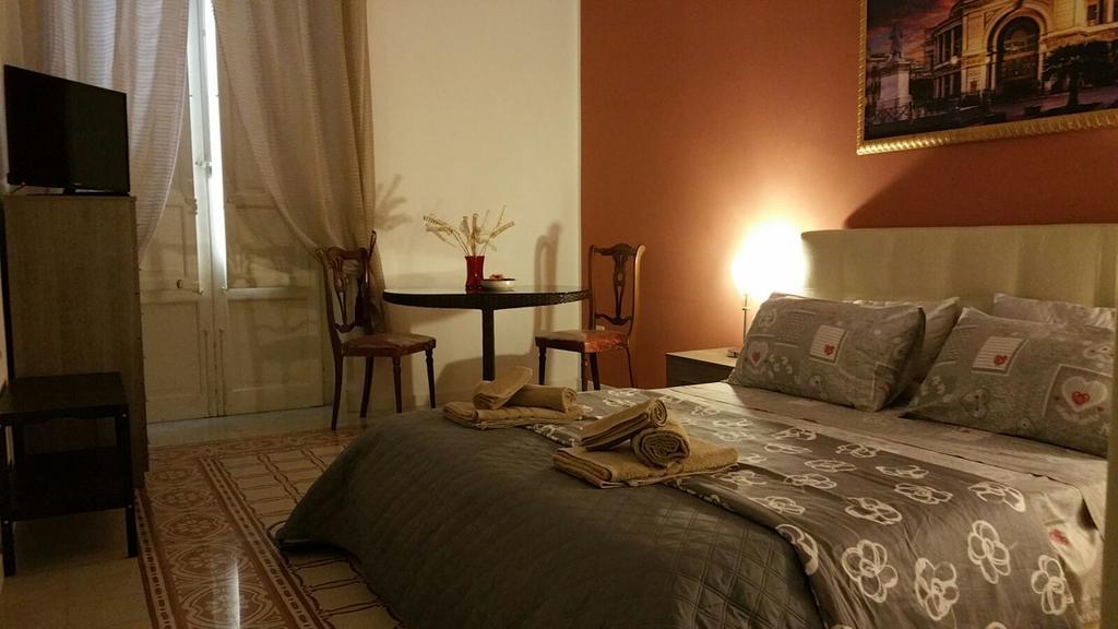Aragona 74 B&B Палермо Екстер'єр фото